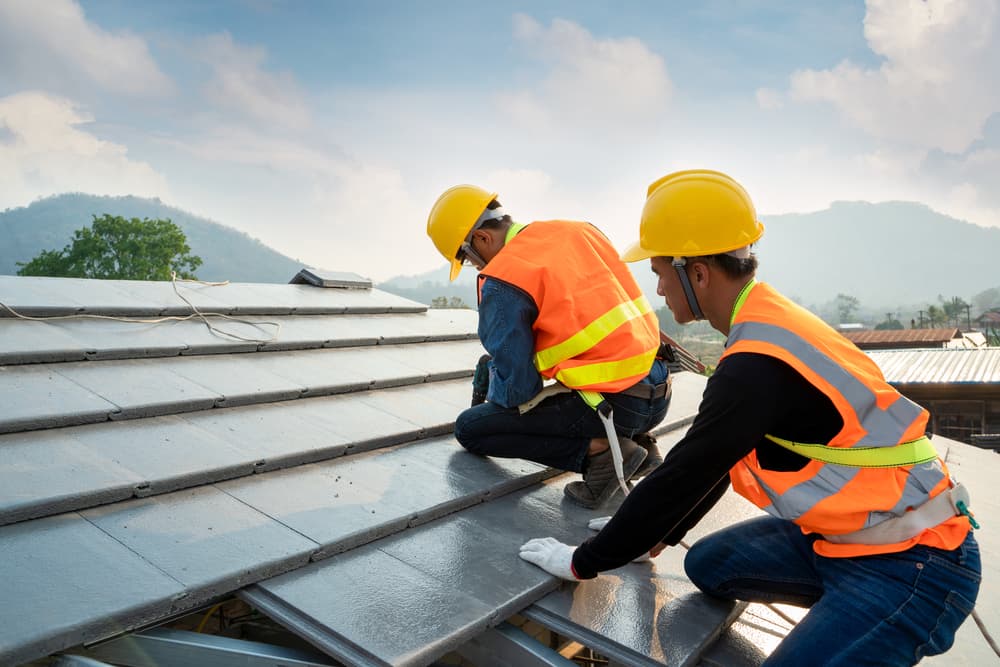 roof repair in Tustin CA